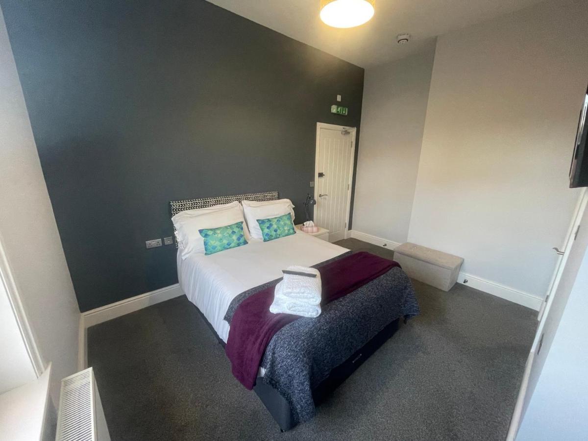 Arlan House, Central Basingstoke Hotel Екстер'єр фото
