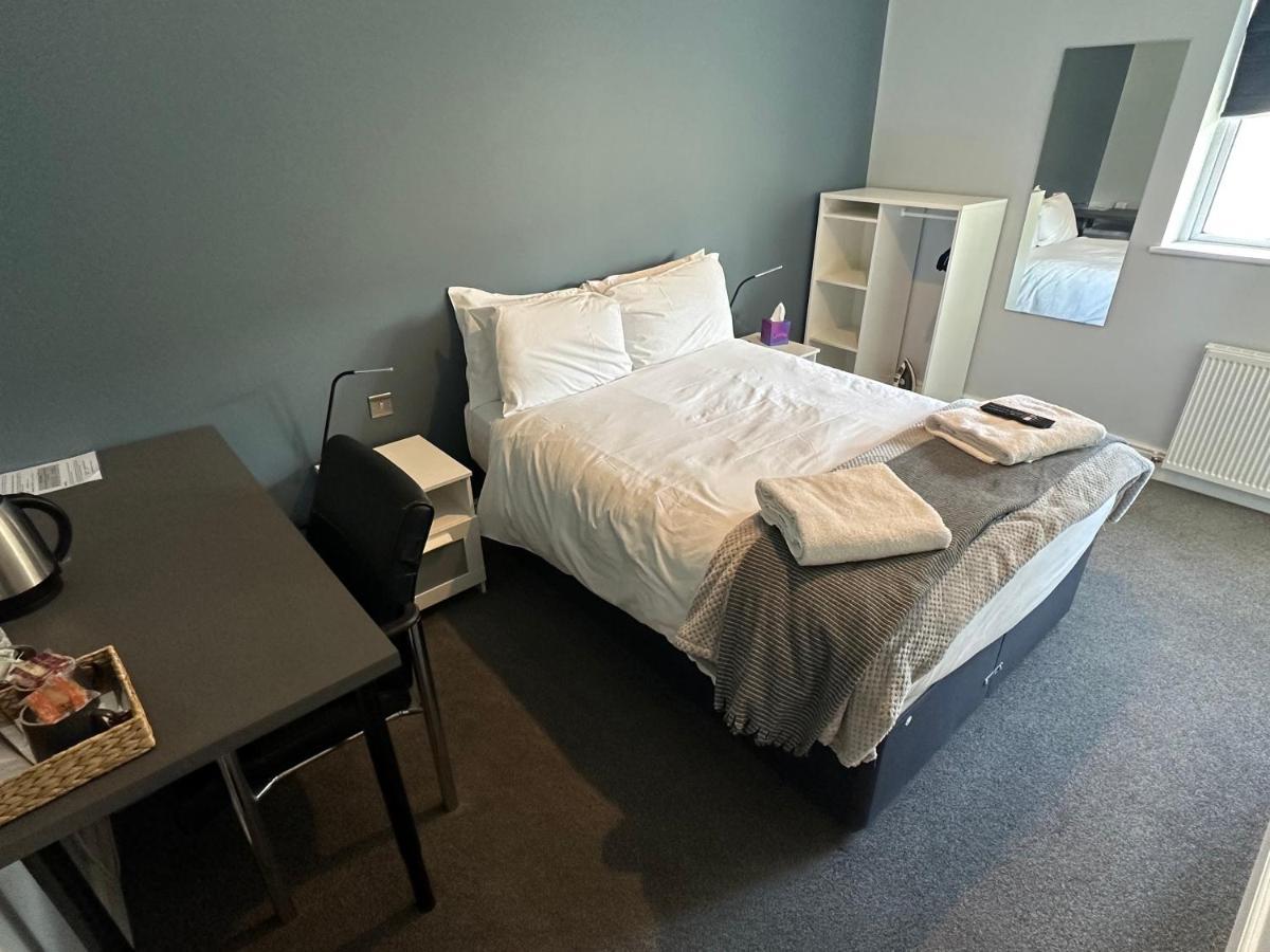 Arlan House, Central Basingstoke Hotel Екстер'єр фото
