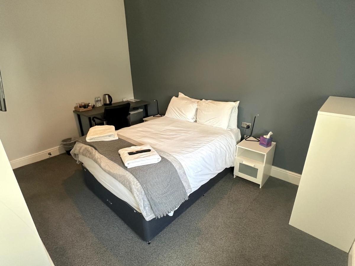 Arlan House, Central Basingstoke Hotel Екстер'єр фото