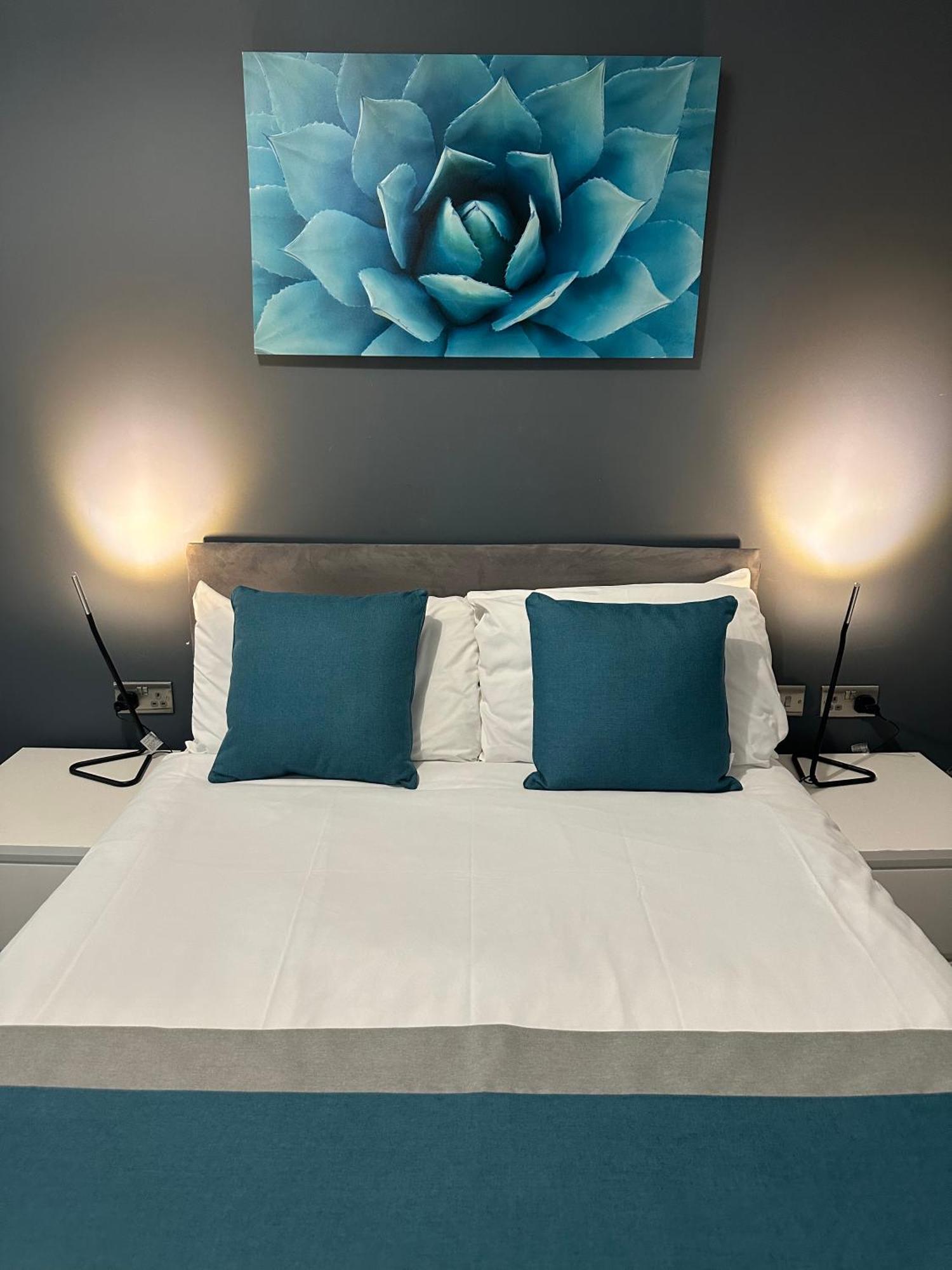 Arlan House, Central Basingstoke Hotel Екстер'єр фото